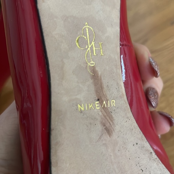 Cole Haan size 9 - Picture 8 of 10